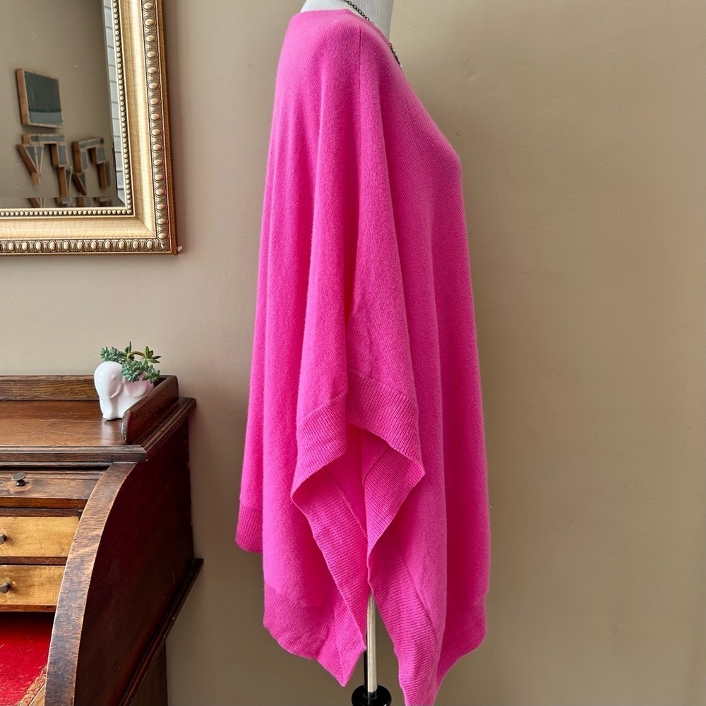 Ralph Lauren Pink Cashmere Poncho Cape Sweater Italian Yarn Size M / L - Picture 6 of 7